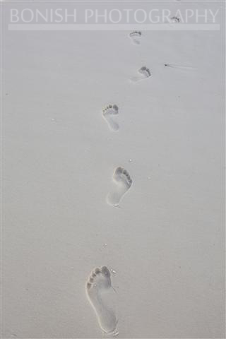 Footprints_In_Sand