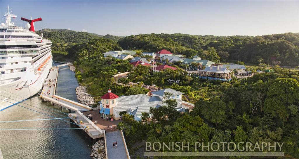 Mahagony_Bay_Port_Roatan