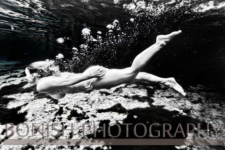Underwater Photography, Black and White, Bonish Photo, Kailey Hegle