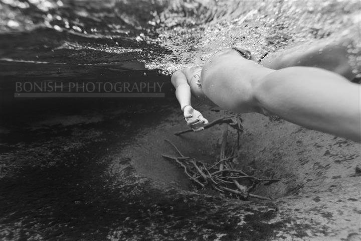 Underwater photography, Bonish Photo, B&W
